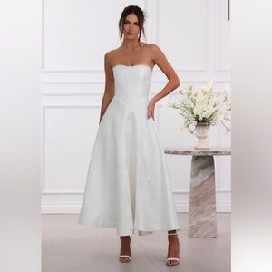 V. Chapman The Hazel Dress White Baroque Floral